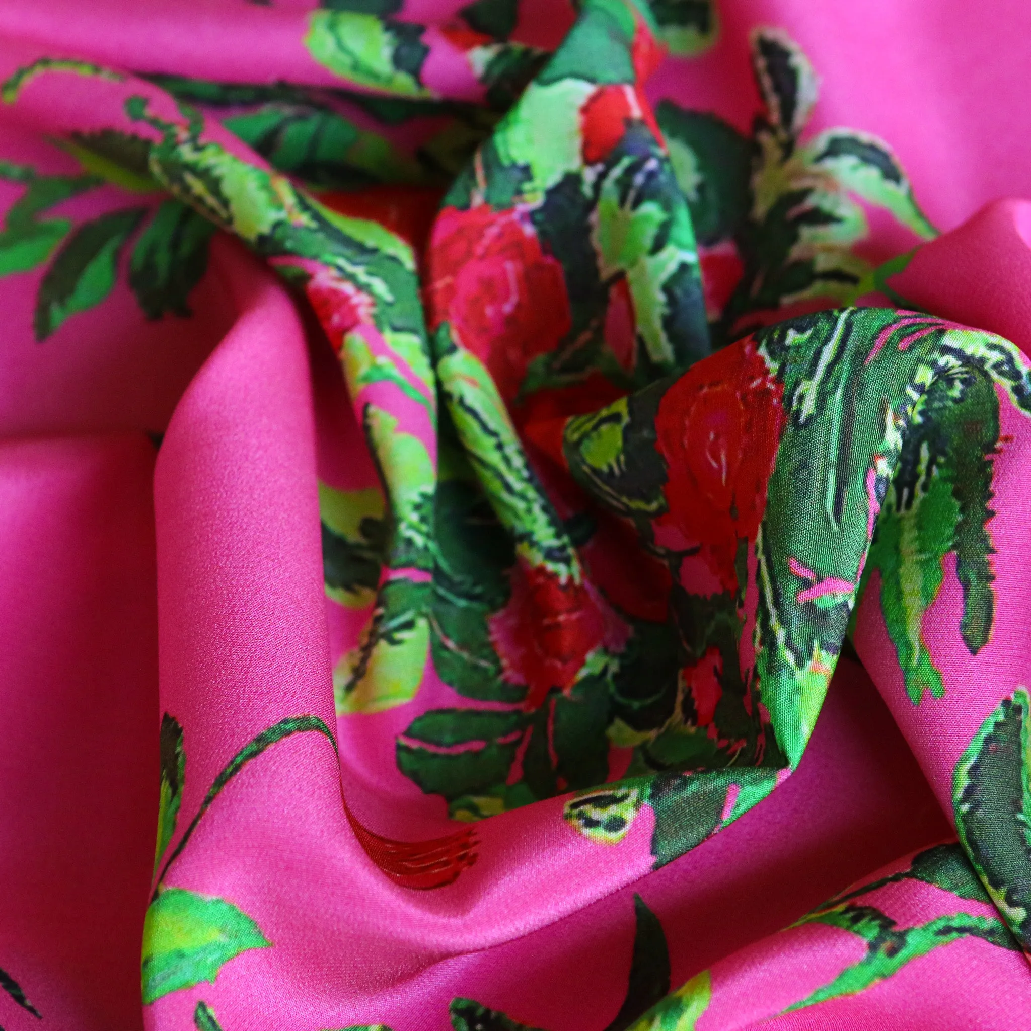 Bouquet On Fuchsia Silk CDC