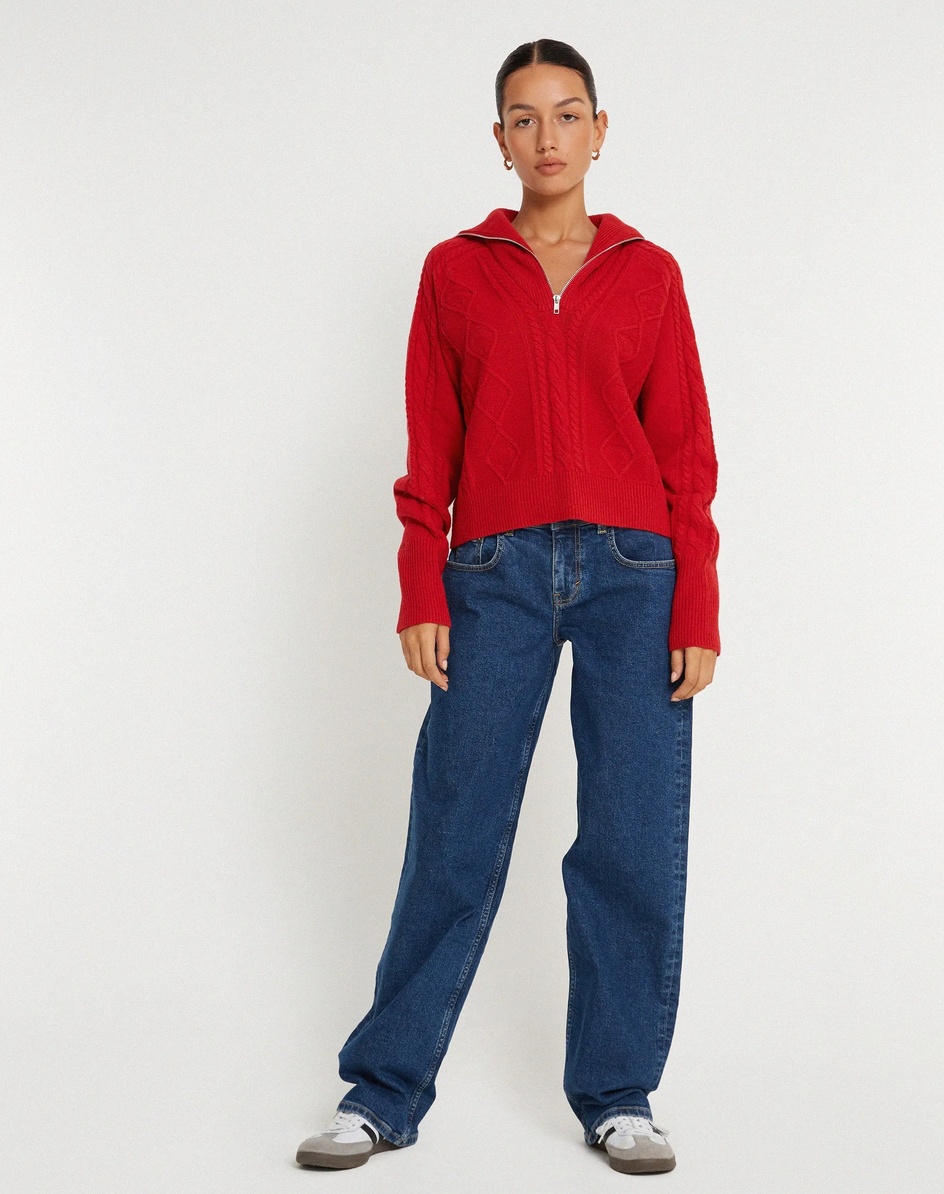 Kamuja Knitted Jumper in Red