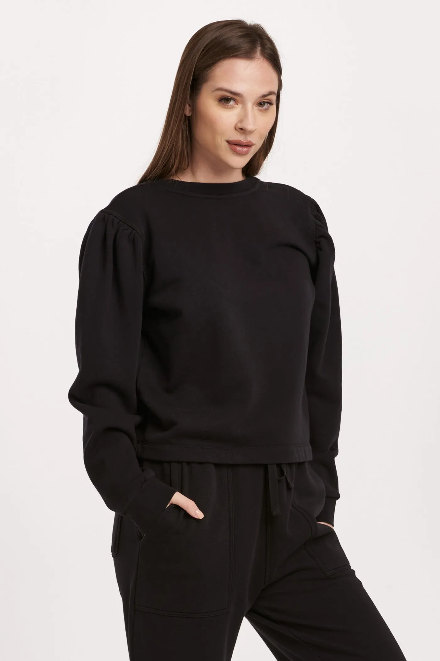 RAYA SCOOP BACK SWEATSHIRT BLACK