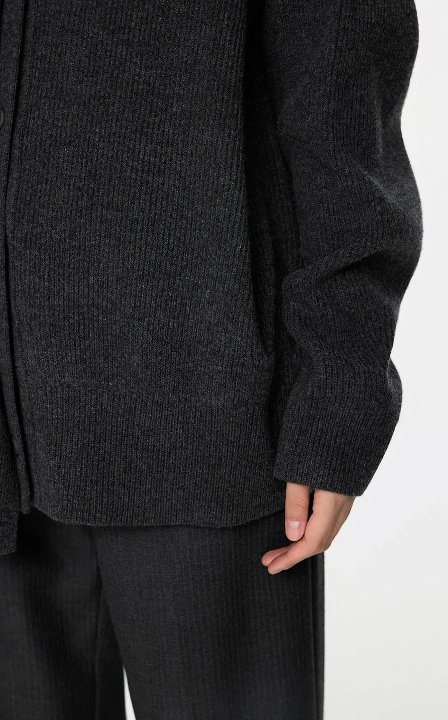 Sweater / JNBY Relaxed Wool Cape Cardigan